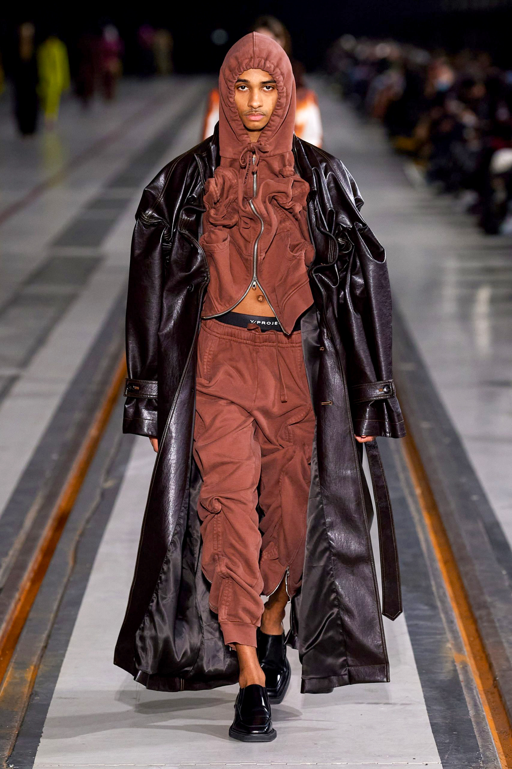 TOP MENSWEAR RUNWAY LOOKS: FALL/WINTER 2022-2023